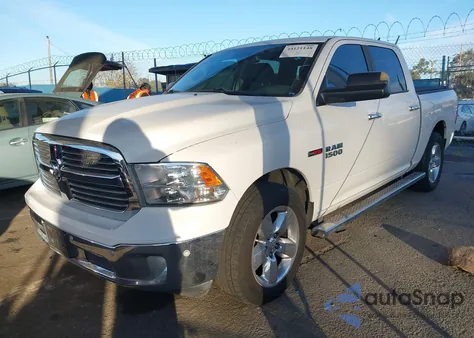 2015 Ram 1500 Lone Star z USA, uszkodzony, nr VIN 1C6RR6LM1FS536023